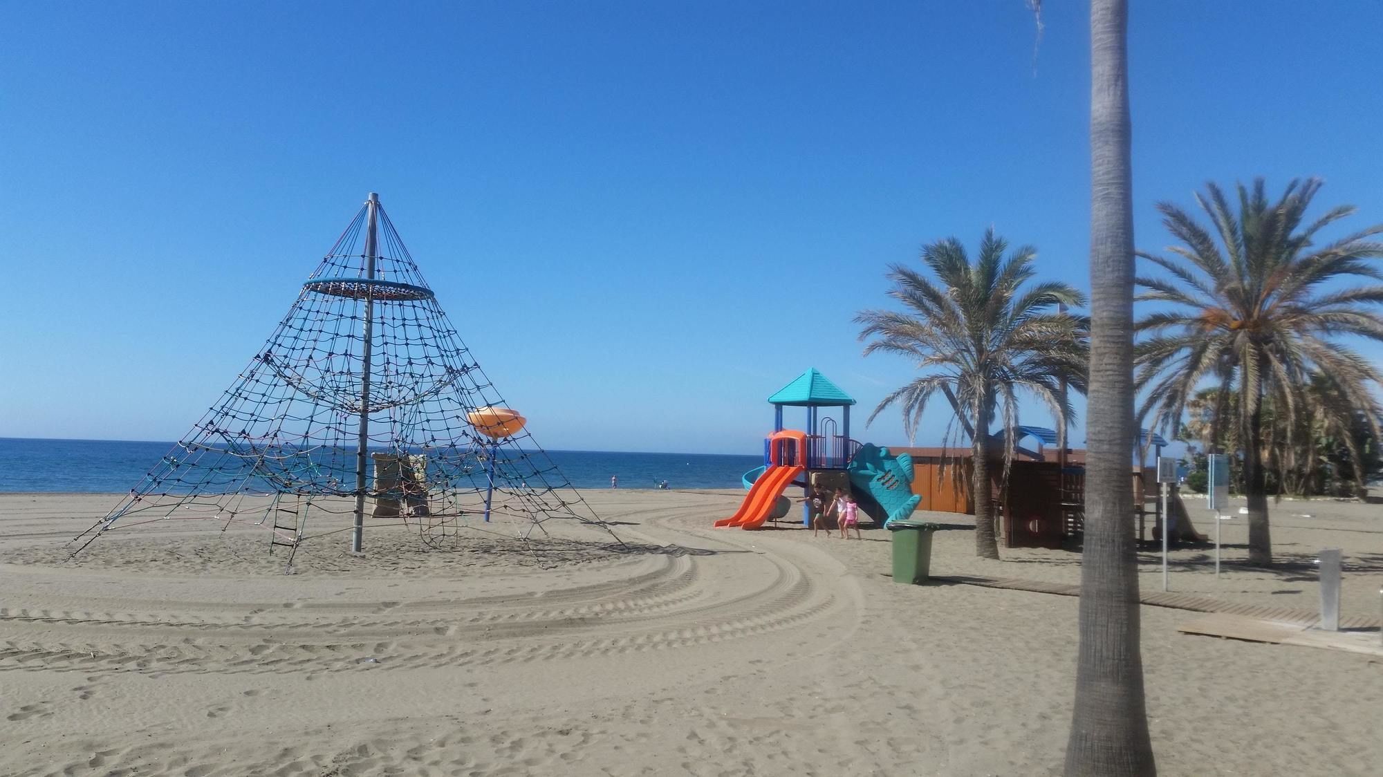 With 2 Bedrooms In Estepona, With Wonderful Sea View, Pool A Apartamento *